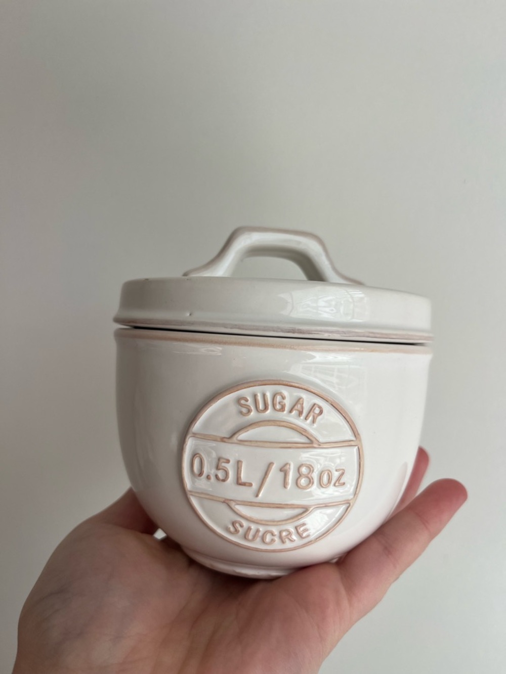 Cream Ceramic Sugar Jar with Lid - 0.5L